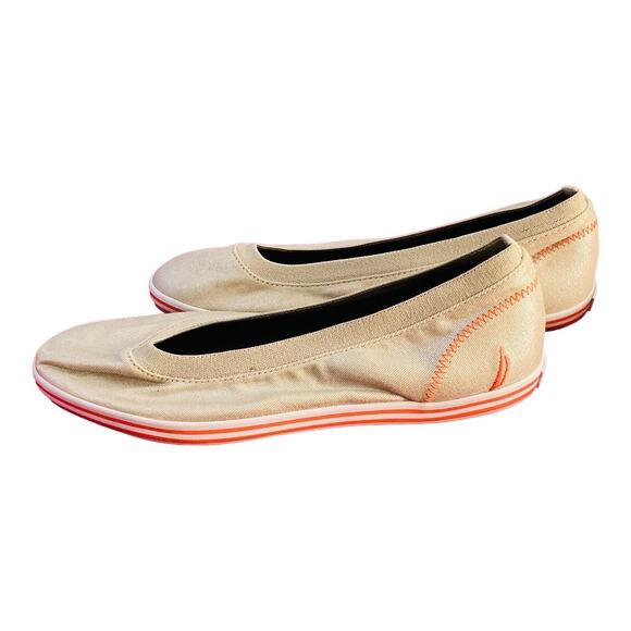 Nautica NWOT Tan Metallic Slip Ons Style Size 8.5 - Picture 1 of 10